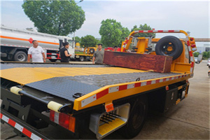 峄城区附近拖车电话号码服务