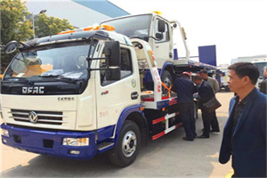 峄城区汽车道路救援拖车价格